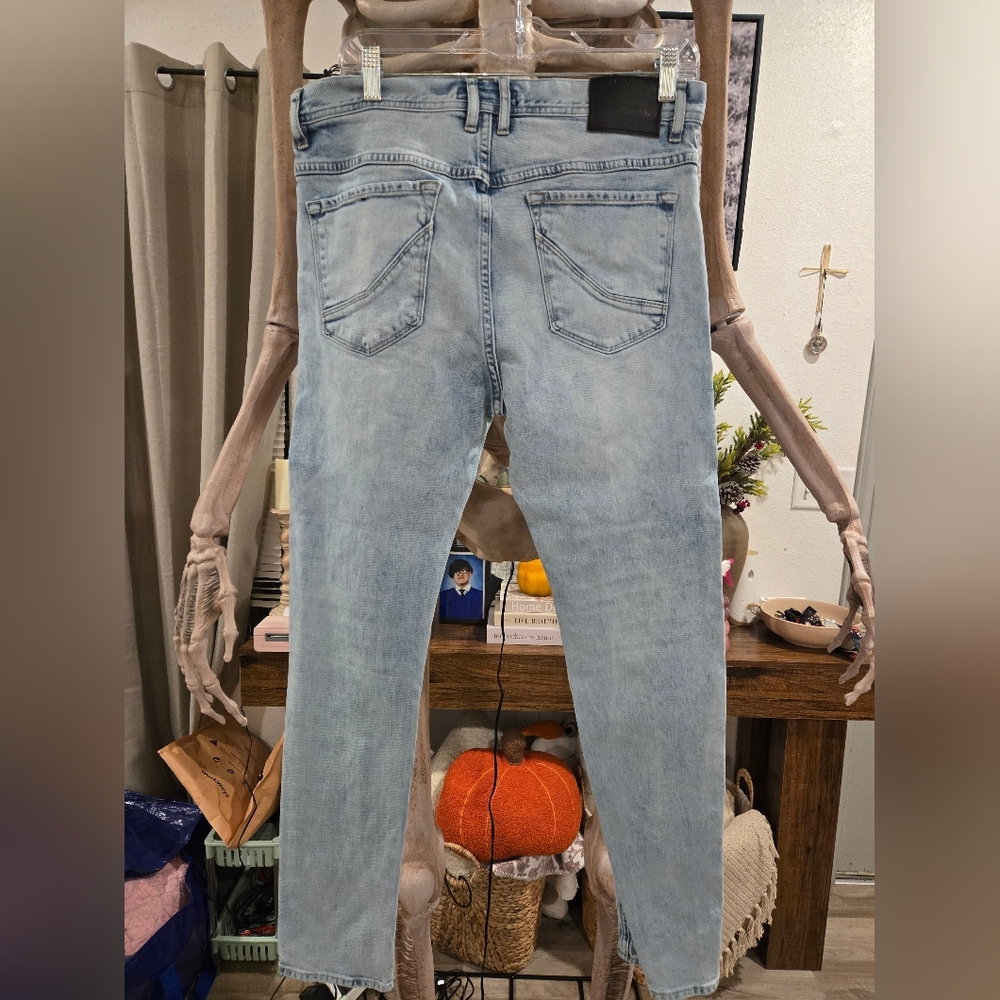 Men's Light Blue Jeans - Picture 2 of 4